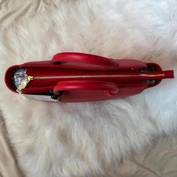 Moncrief London Brooke Italian Leather Tote - Picture 11 of 14